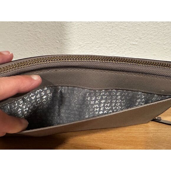 Kate Spade New York Bixby Place Neda Patent Leather Zip Around Wallet Hare Grey - Picture 6 of 8